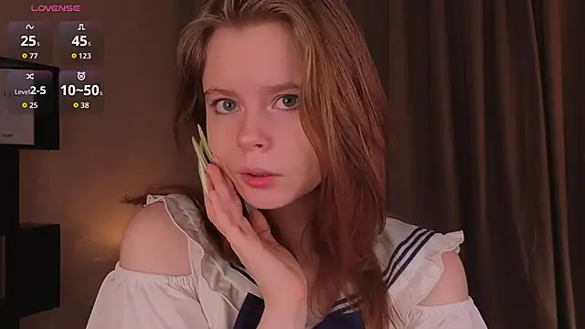 JulietteRain online show from September 2025 05:29:02 PM