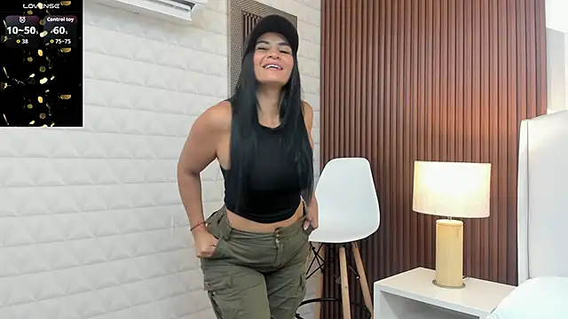 Snapshot of Mommy_Naughty chatting on May 2026 11:18:01 AM Mommy Naughty online show from May 2026 11:18:01 AM