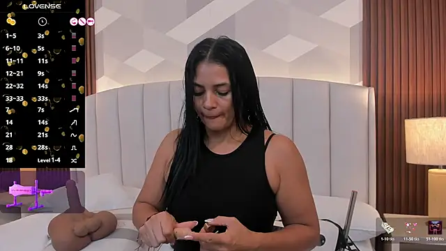Snapshot of Mommy_Naughty chatting on May 2026 10:45:01 AM Mommy Naughty online show from May 2026 10:45:01 AM