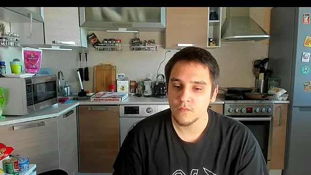 Snapshot of Bear_Beer130 chatting on June 2026 04:11:01 PM Bear Beer130 online show from June 2026 04:11:01 PM