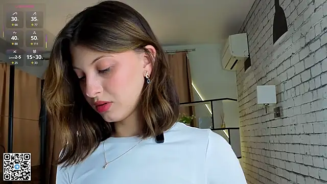 LorinaMaffitt online show from October 2025 06:50:01 PM