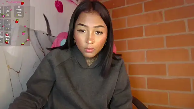 kitty moon1 online show from September 2025 10:31:02 PM