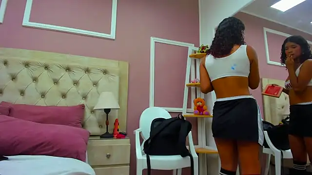 Snapshot of merlyaluna chatting on September 2025 05:24:01 PM merlyaluna online show from September 2025 05:24:01 PM