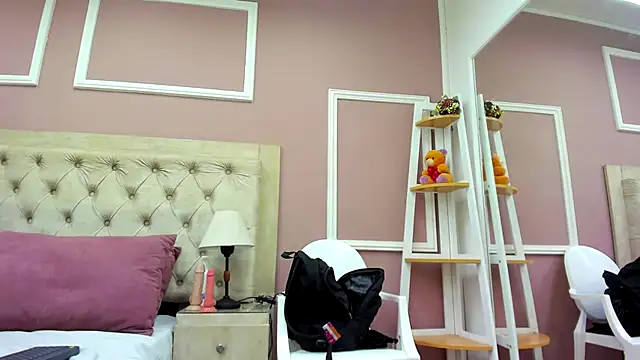 Snapshot of merlyaluna chatting on September 2025 09:59:02 PM merlyaluna online show from September 2025 09:59:02 PM