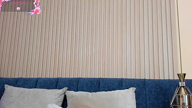 angel ponce online show from September 2025 07:03:02 PM