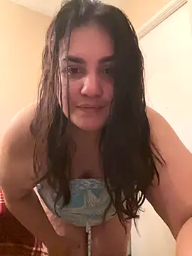 Snapshot of xstreyitaa chatting on October 2025 05:08:01 AM xstreyitaa online show from October 2025 05:08:01 AM