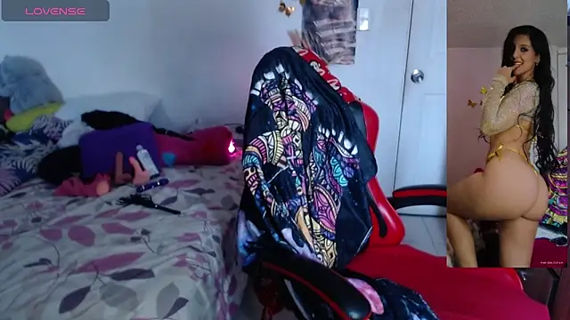 BasmaHernandez online show from April 2026 03:37:01 PM