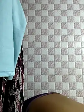 pujaroy363534 online show from December 2025 06:37:02 PM