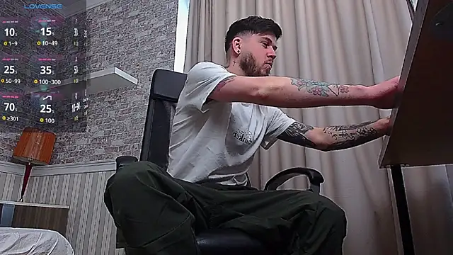 Snapshot of JonahShaw chatting on February 2026 05:59:02 AM JonahShaw online show from February 2026 05:59:02 AM