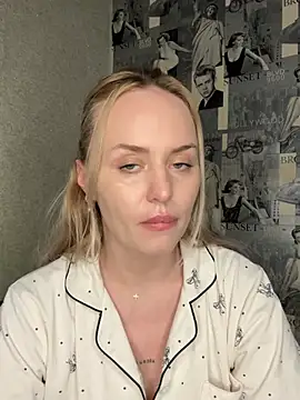 LiluMoon   online show from March 2026 08:10:01 PM