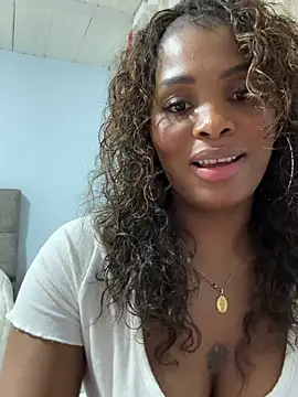 Snapshot of ArianaBeake chatting on April 2026 04:28:02 PM ArianaBeake online show from April 2026 04:28:02 PM