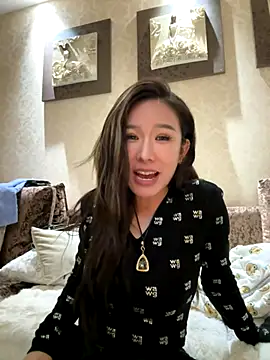 Manson13333 online show from October 2025 06:40:02 PM