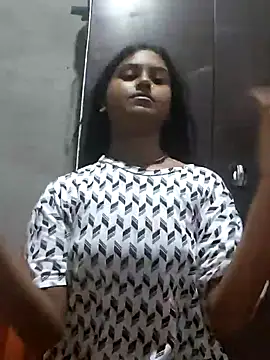 Snapshot of Tara2007 chatting on October 2025 10:23:02 AM Tara2007 online show from October 2025 10:23:02 AM