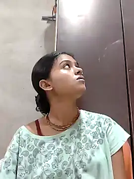 Snapshot of Tara2007 chatting on October 2025 07:40:02 AM Tara2007 online show from October 2025 07:40:02 AM