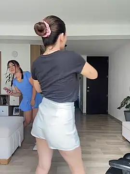 Isa Villamarin online show from October 2025 03:44:01 PM