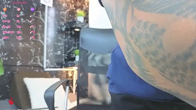 Alexander ferre online show from April 2026 01:19:01 PM