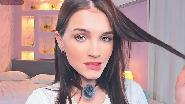 TeriRipka online show from November 2025 07:07:02 PM