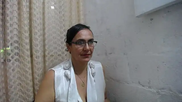 gabbyparker  online show from December 2025 09:54:01 PM