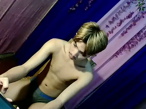 addicted to alex online show from November 2025 01:33:02 PM