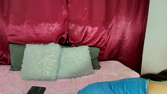 LilyRousee online show from October 2025 02:56:01 AM