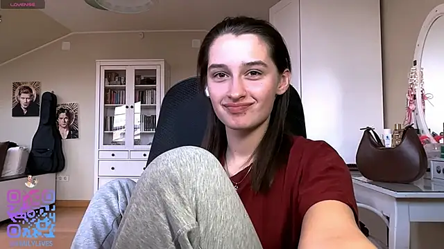 Snapshot of DarlineBrustera chatting on April 2026 02:20:01 PM DarlineBrustera online show from April 2026 02:20:01 PM
