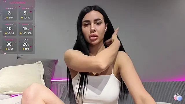 Snapshot of Mary__foxy chatting on April 2026 09:05:01 PM Mary foxy online show from April 2026 09:05:01 PM