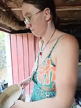 Sophierob1 online show from June 2026 06:56:01 AM