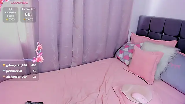 angel09 a  online show from June 2026 02:33:01 PM