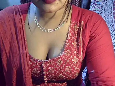 Nusrat Faria07 online show from October 2025 01:54:02 PM