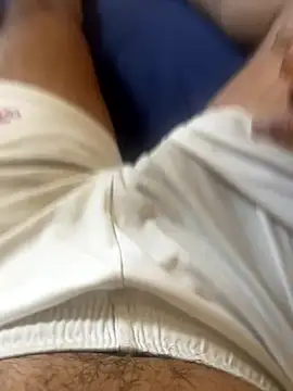 Beurberry19 online show from October 2025 04:37:01 PM