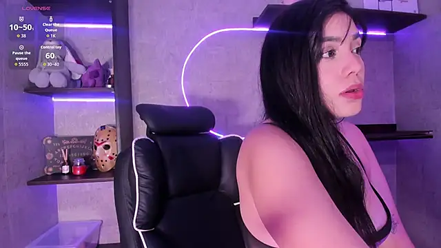 RenataLeclair online show from February 2026 04:16:02 PM