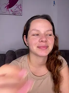 Snapshot of miacarrot chatting on April 2026 02:47:01 AM miacarrot online show from April 2026 02:47:01 AM