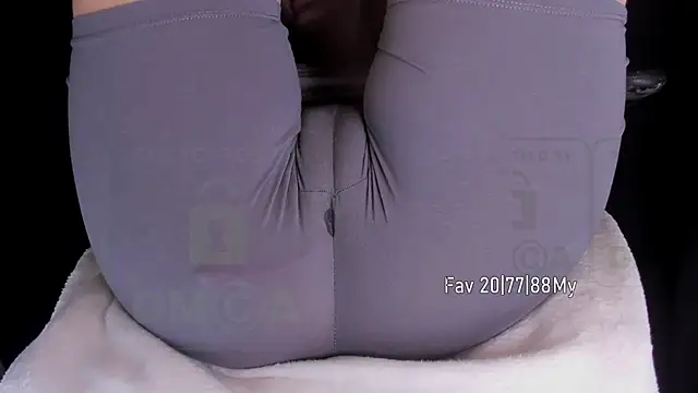 Snapshot of Cameltoe_squirt_inPants chatting on December 2024 02:49:01 PM Cameltoe squirt inPants online show from December 2024 02:49:01 PM