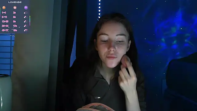 Snapshot of eskatmi chatting on December 2025 02:18:01 AM eskatmi online show from December 2025 02:18:01 AM