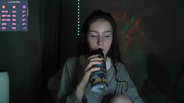 Snapshot of eskatmi chatting on December 2025 01:45:02 AM eskatmi online show from December 2025 01:45:02 AM