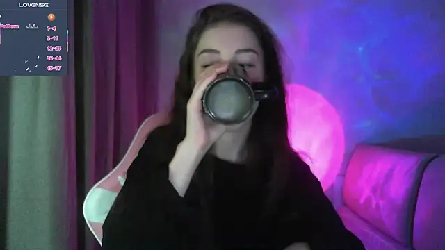 Snapshot of eskatmi chatting on January 2026 02:27:02 AM eskatmi online show from January 2026 02:27:02 AM