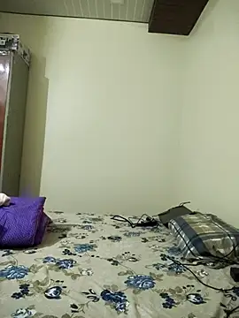 vickylis online show from September 2025 11:12:02 AM