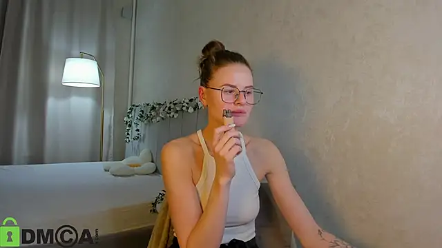 Wanda Gomez online show from November 2025 03:23:02 PM