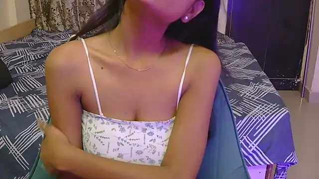 Snapshot of hoty-priya chatting on May 2026 04:53:02 AM hoty-priya online show from May 2026 04:53:02 AM