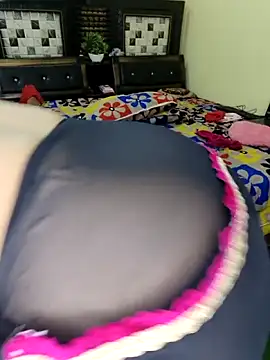 PRIYA 22 online show from November 2025 07:18:02 AM