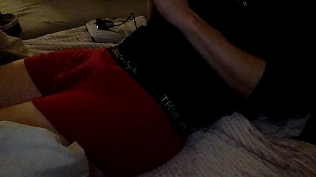 Breezydicksn online show from October 2025 08:41:02 PM