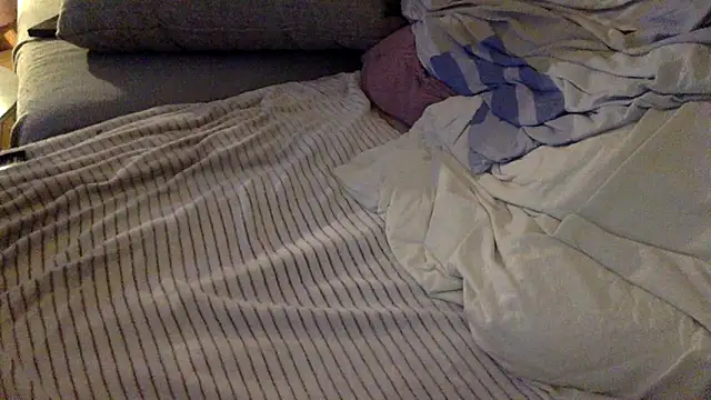 Breezydicksn online show from November 2025 05:23:02 PM