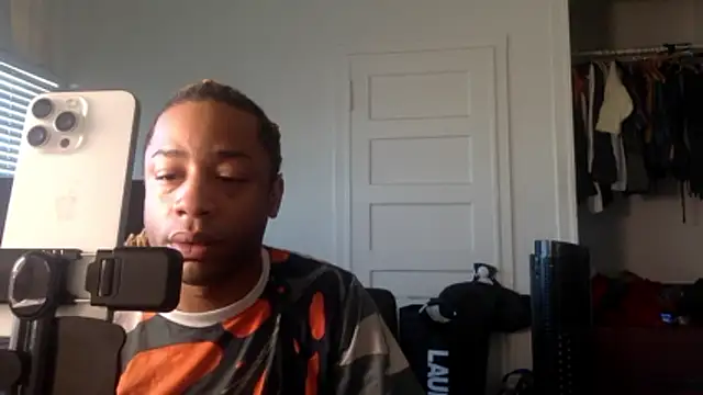 Diodre Benyoon online show from January 2026 11:21:02 PM