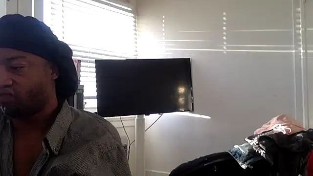 Diodre Benyoon online show from February 2026 02:59:02 PM