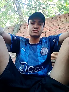 Snapshot of novinho_safado__ chatting on May 2026 01:40:01 PM novinho safado online show from May 2026 01:40:01 PM