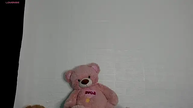Snapshot of HaileyDuke chatting on May 2026 03:33:02 AM HaileyDuke online show from May 2026 03:33:02 AM