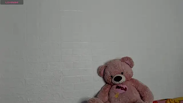 HaileyDuke online show from July 2026 01:47:02 AM