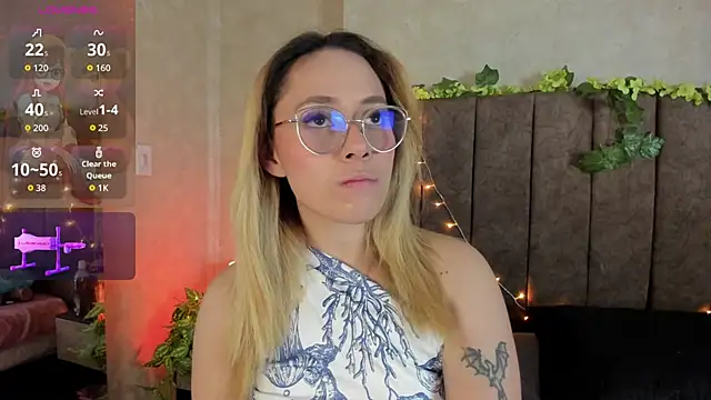 LanaMills  online show from March 2026 05:56:01 AM