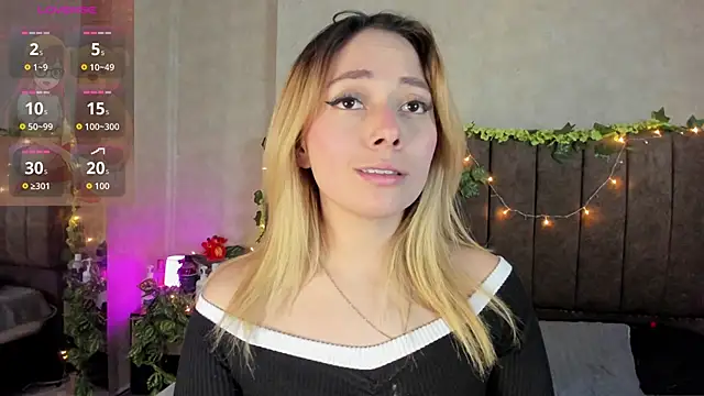 LanaMills  online show from April 2026 04:28:01 AM