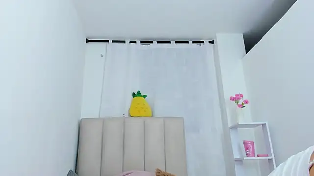 ImEmily444 online show from November 2025 11:10:02 PM